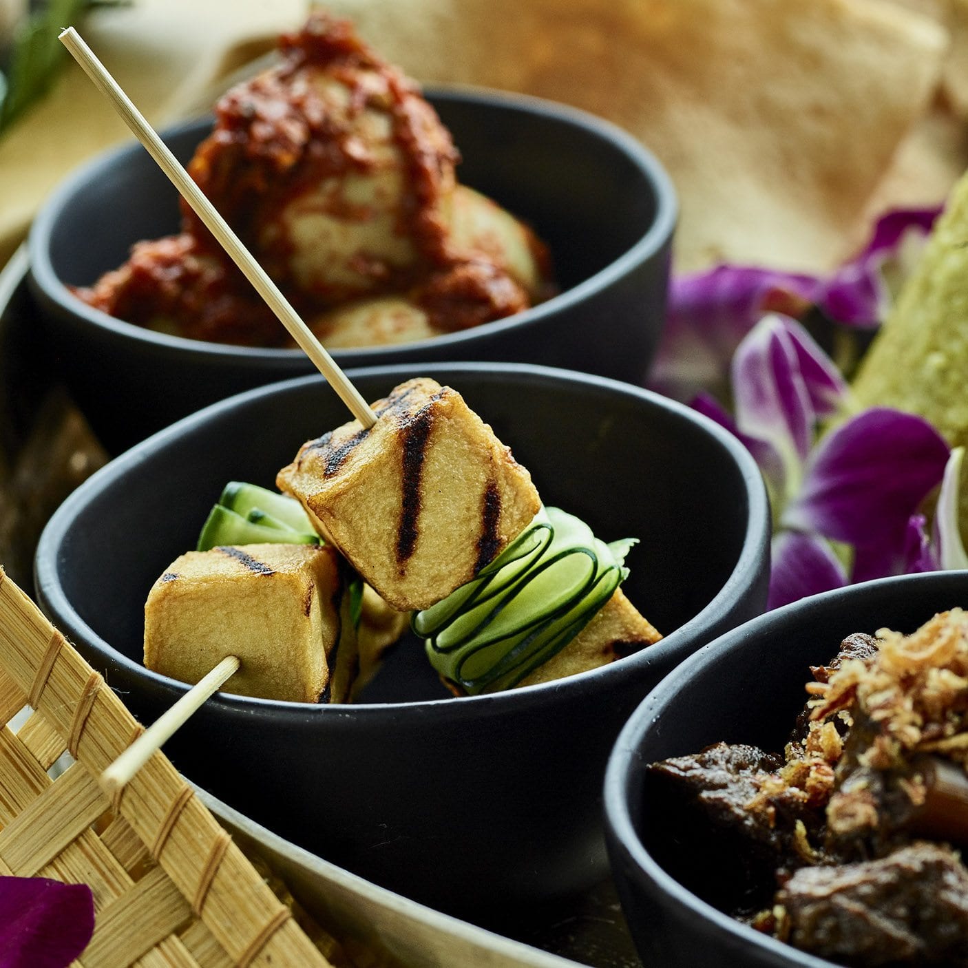 Komodo kitchen at frame