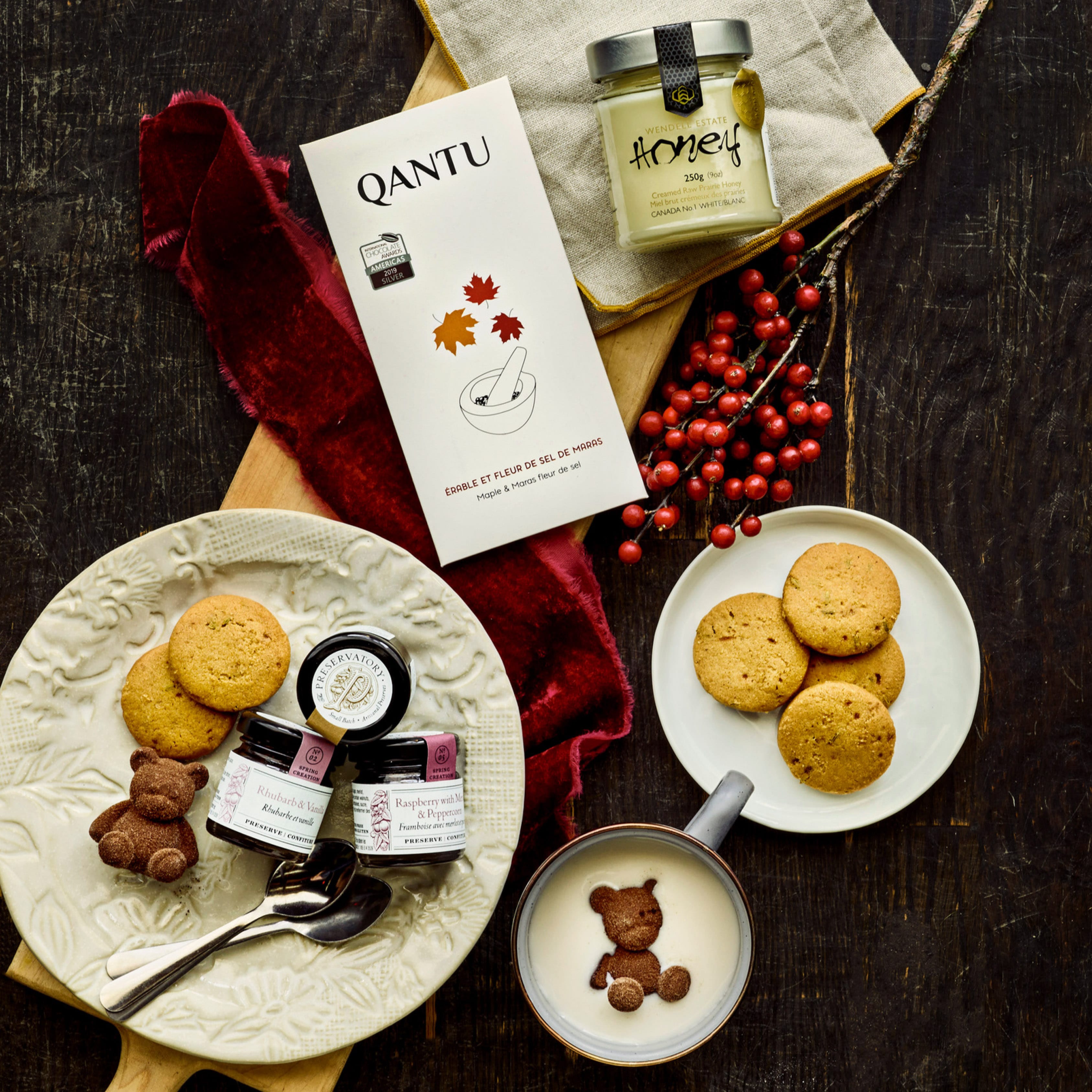Canada curated gift box