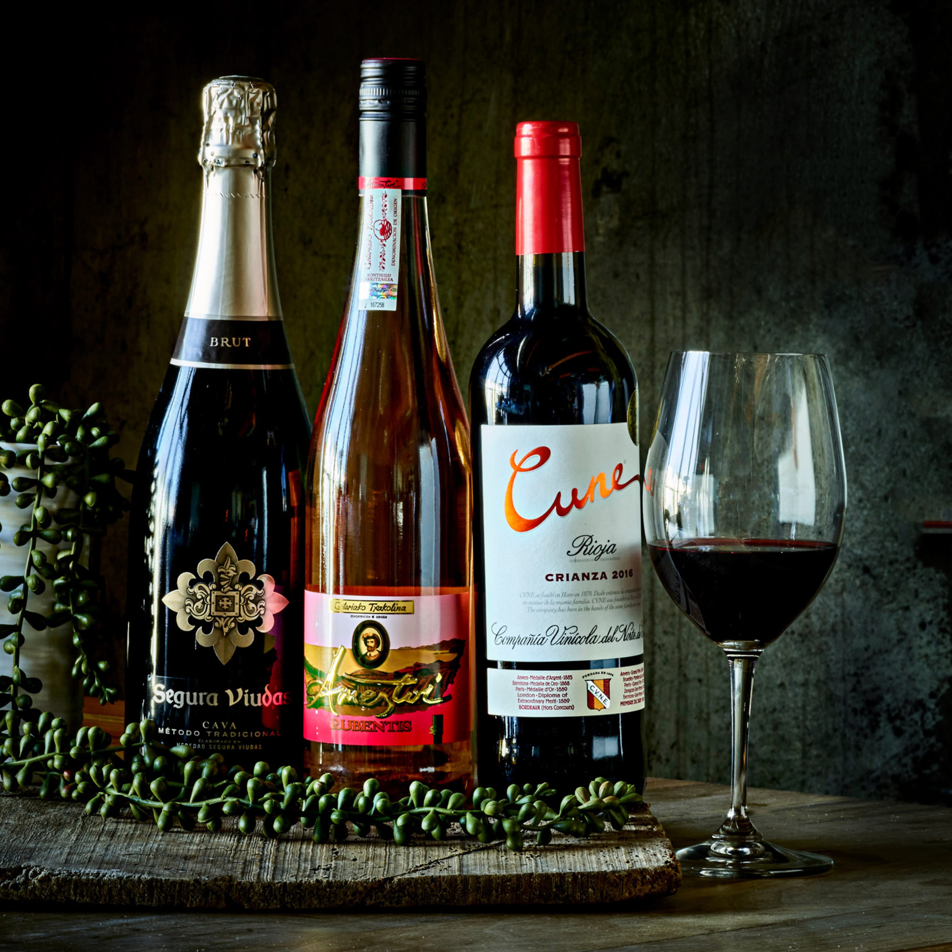 frame wine club April